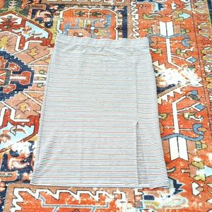 NWT Loft skirt  🎉4 FOR $30🎉